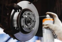 Как использовать очиститель тормозов?