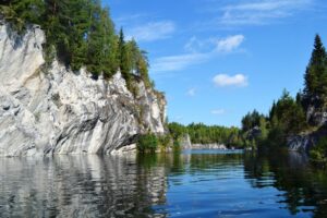 В каком отеле лучше остановиться в Карелии