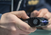 Можно ли пользоваться электрошокером для самообороны