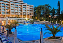 Хорошие отели Сочи с бассейном