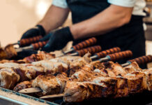 Когда могут понадобиться услуги выездного мангальщика