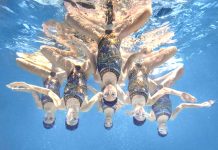 Почему начинать заниматься синхронным плаванием никогда не поздно: 3 аргумента «За»