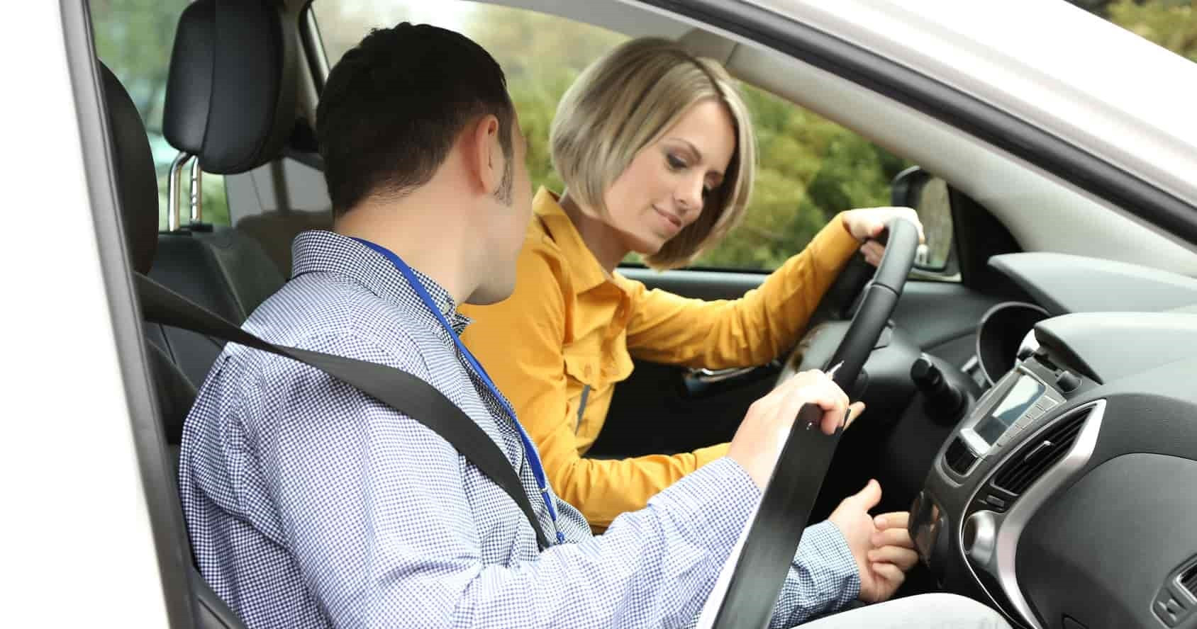 Как проходят занятия в автошколе