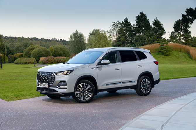 Превосходный Chery Tiggo 8 PRO: полноразмерный кроссовер, сочетающий стиль и комфорт