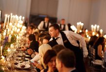 Почему свадьбу принято отмечать в ресторане