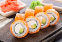 Ролл Филадельфия: изысканное сочетание вкусов и текстур