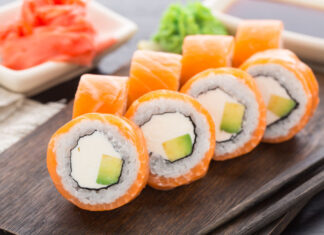 Ролл Филадельфия: изысканное сочетание вкусов и текстур