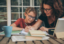 Семейное образование онлайн: Путь к свободе и знаниям