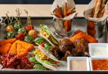 Сеты еды на компанию: как сделать вечер незабываемым!